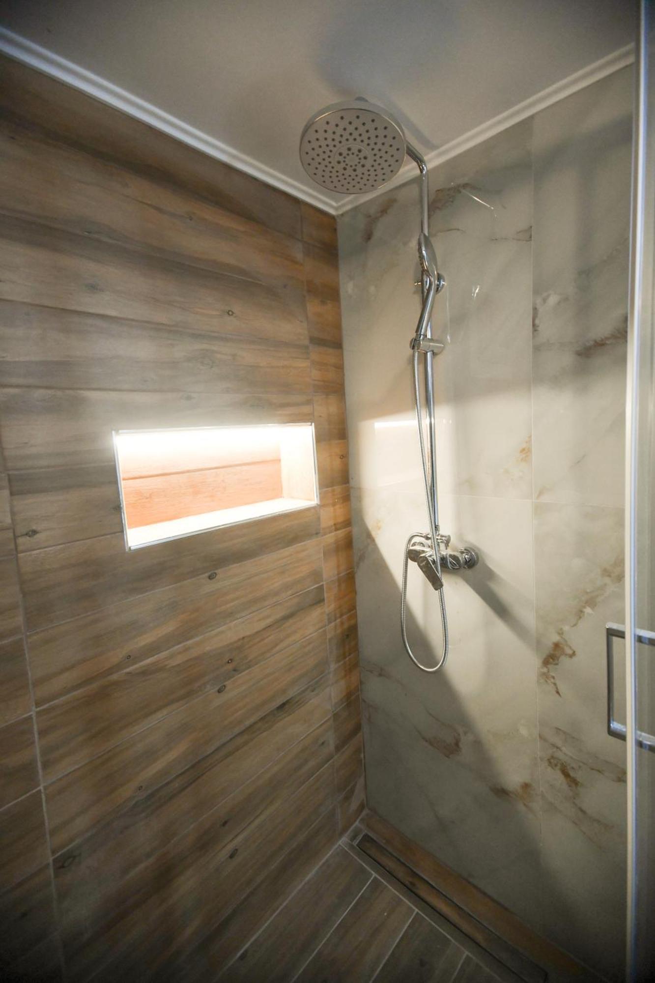 Savas Apartment Alexandroupoli Bagian luar foto