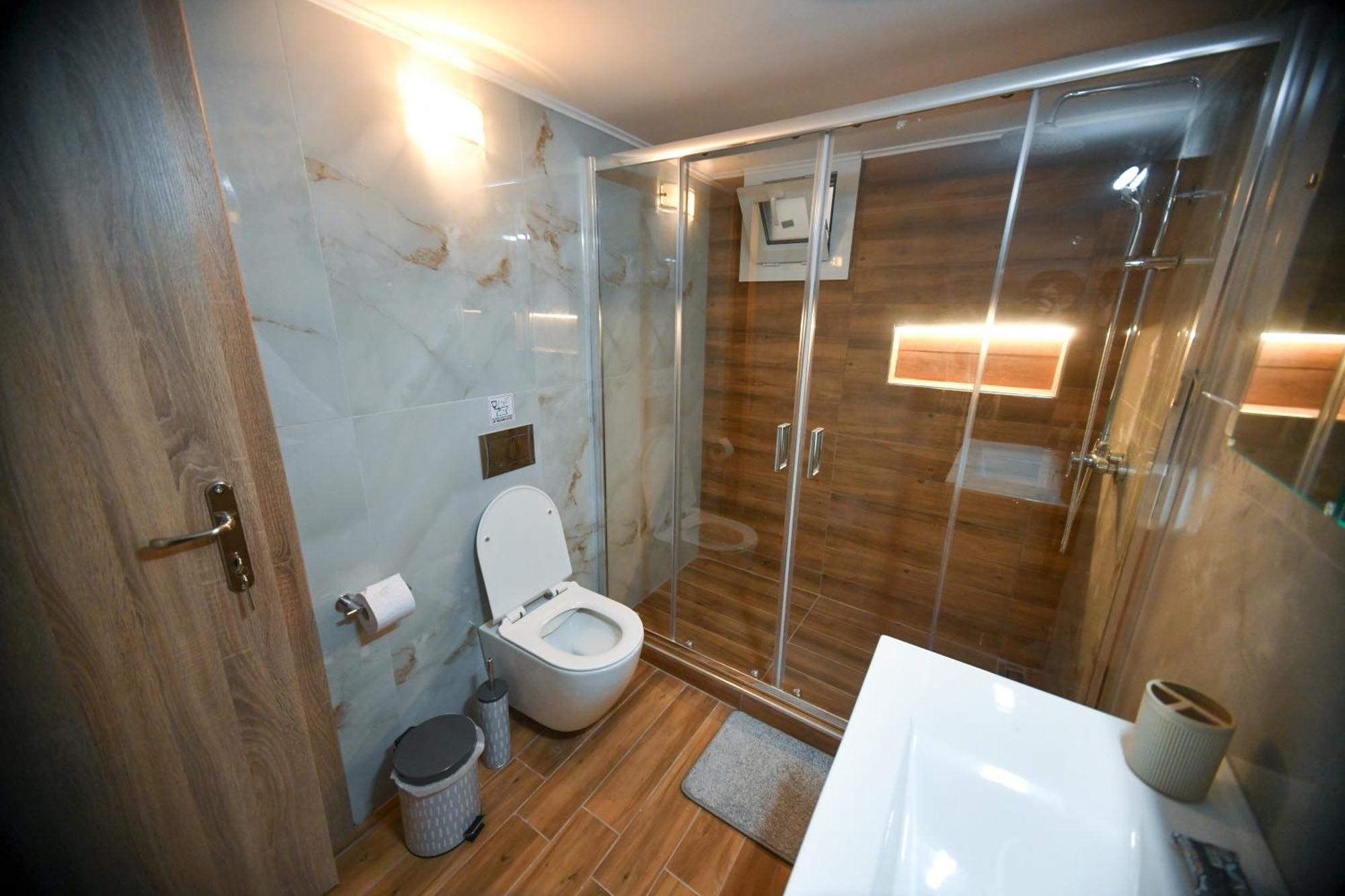 Savas Apartment Alexandroupoli Bagian luar foto