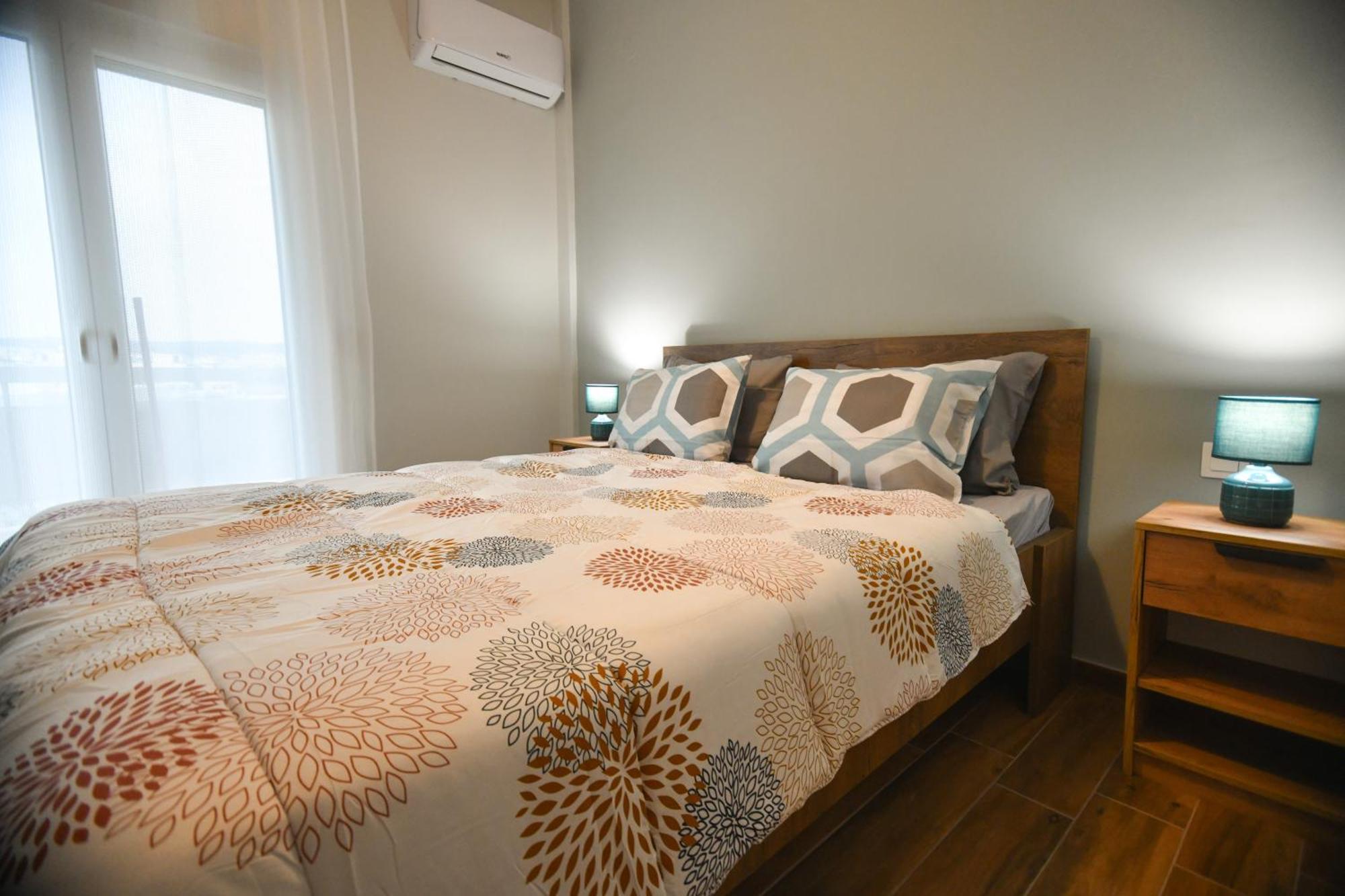 Savas Apartment Alexandroupoli Bagian luar foto